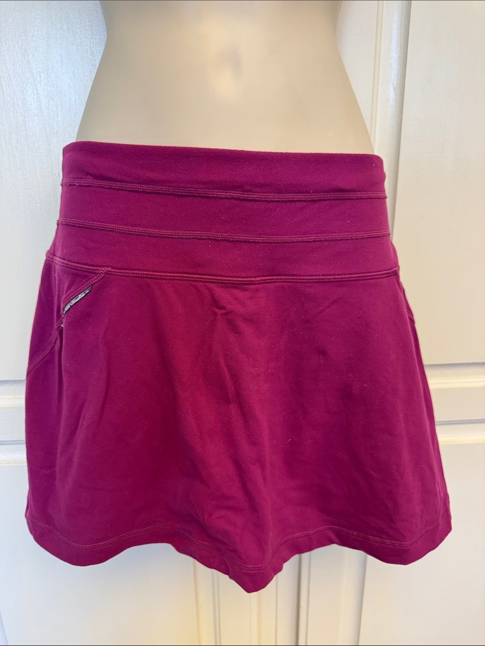 Athleta Magenta Performance Skort with Zip Pocket Sz. Med